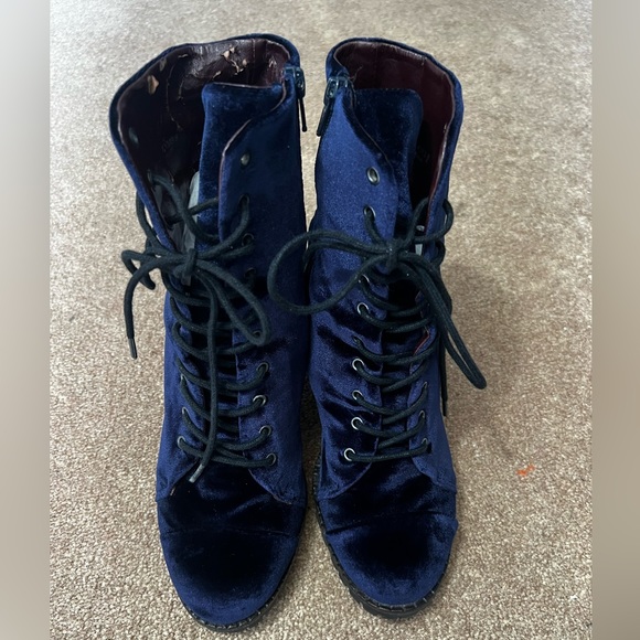 Report Signature Blue Suede Lace Up Boot Sz 9 - Picture 2 of 5